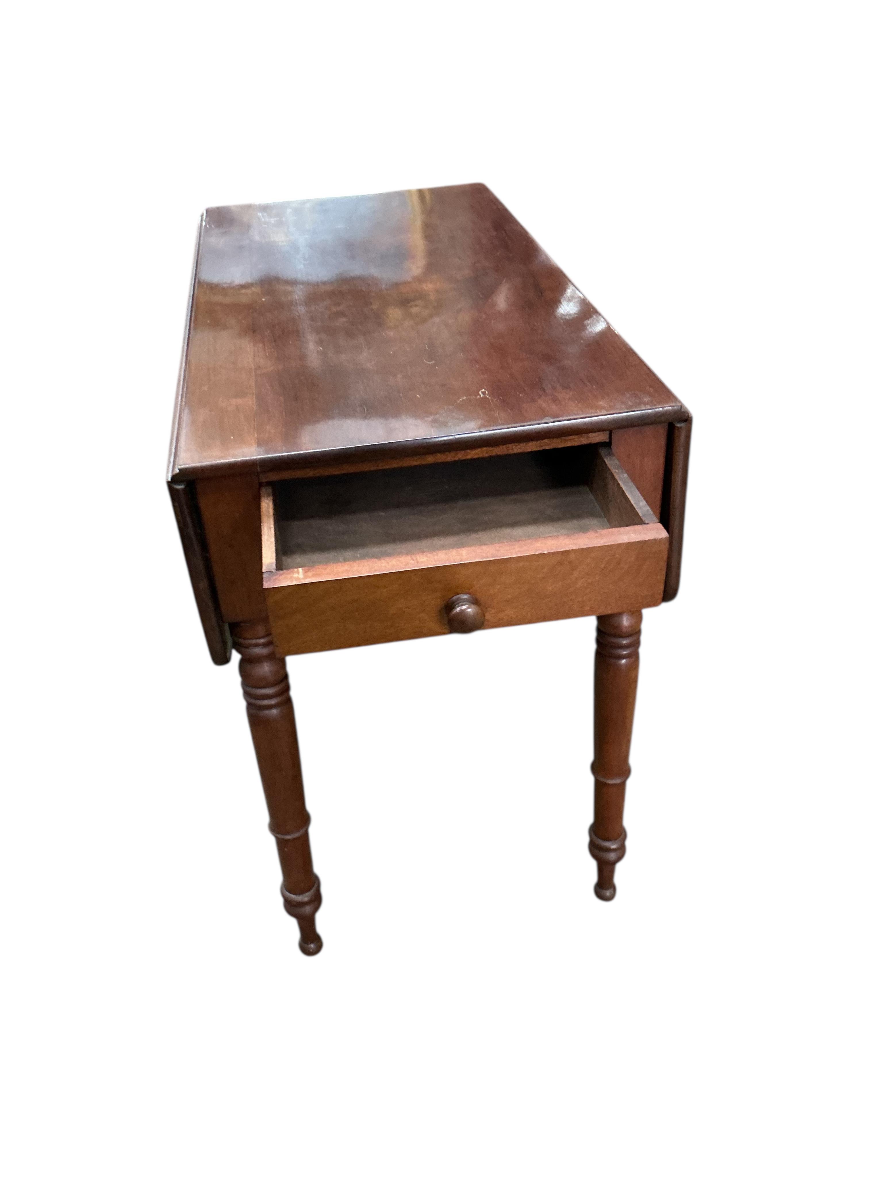 A George III mahogany drop leaf table and a Victorian mahogany Pembroke table, larger width 104cm, depth 50cm, height 73cm